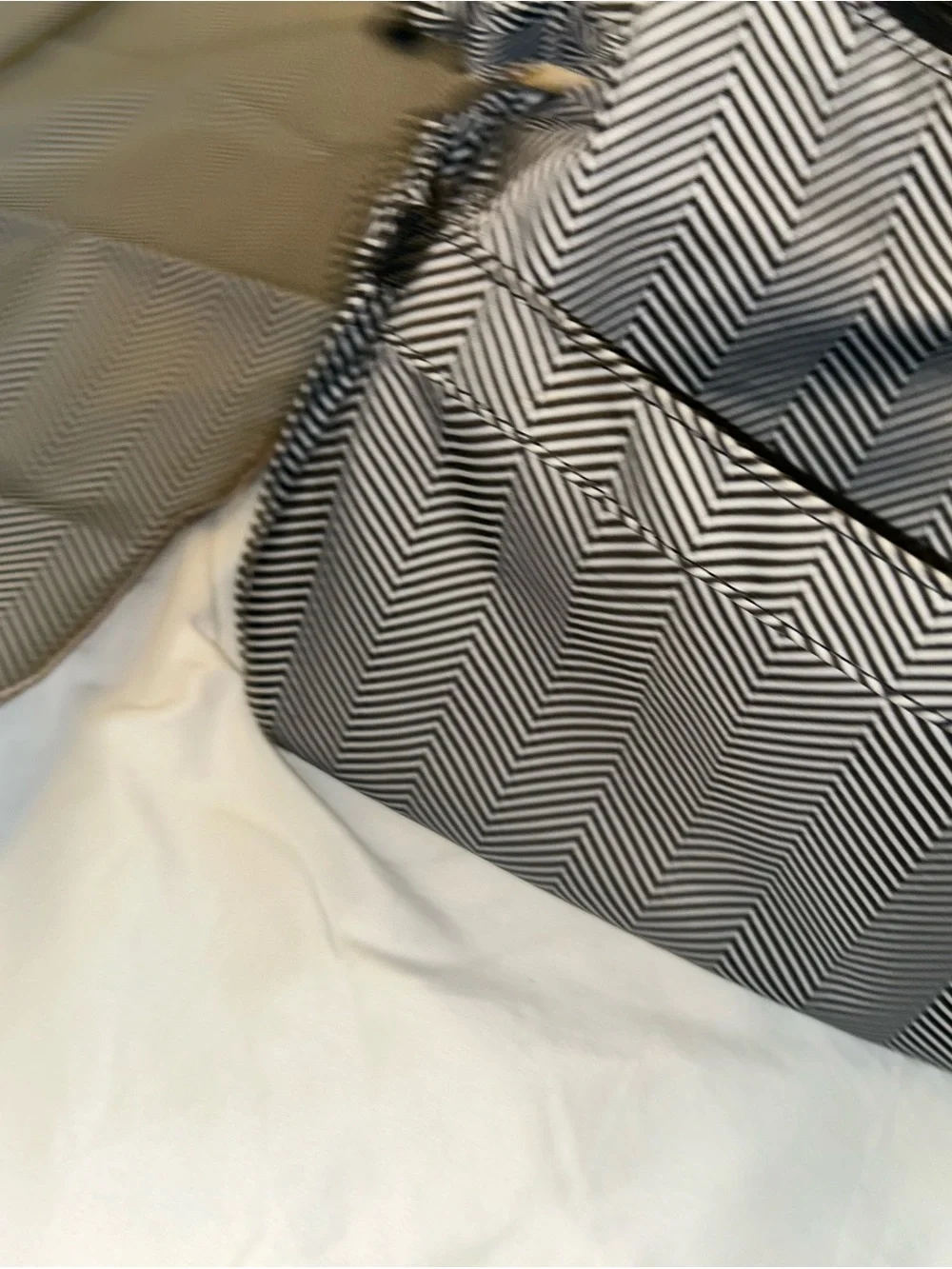 Ju-Ju-Be Black & White Chevron Baby Bag Bag